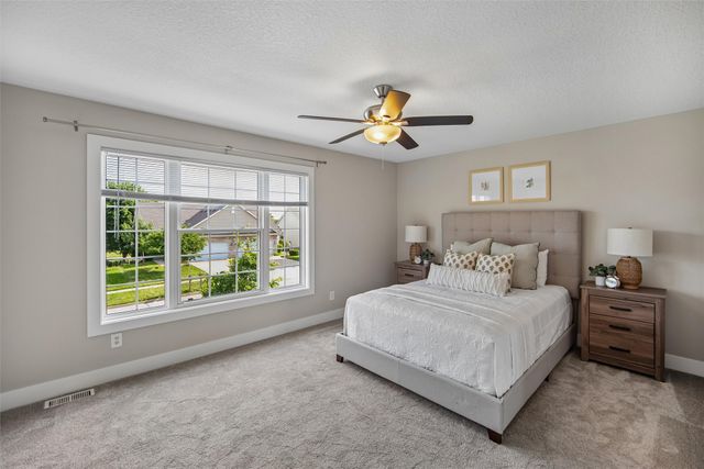 911 SW Springfield Drive, Ankeny, IA 50023