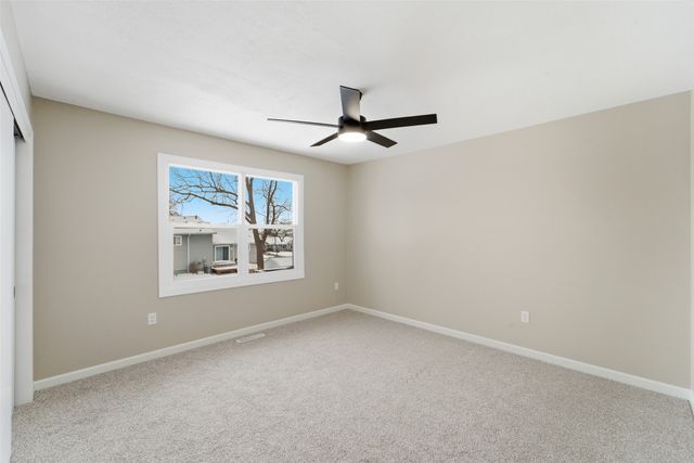 506 Nicholas Drive, Marshalltown, IA 50158