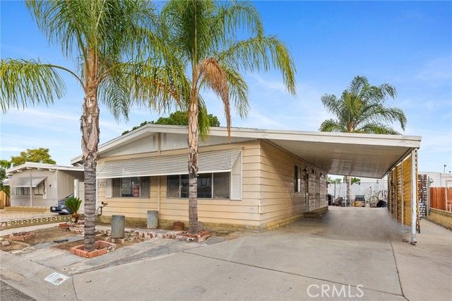 471 Santa Clara Circle, Hemet, CA 92543