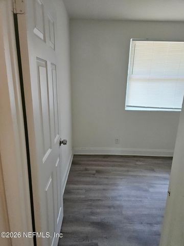 2416 JOHNSON Avenue, Jacksonville, FL 32207