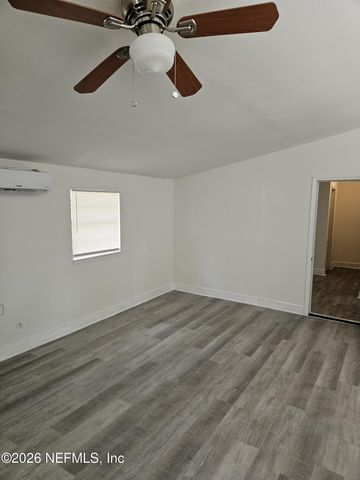 2416 JOHNSON Avenue, Jacksonville, FL 32207