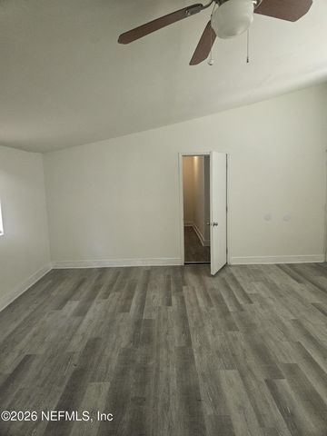 2416 JOHNSON Avenue, Jacksonville, FL 32207