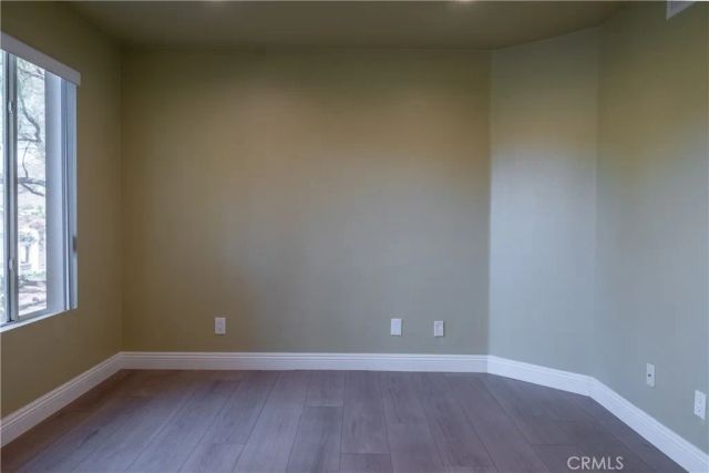 1035 La Terraza 104, Corona, CA 92879