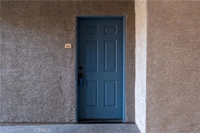 1035 La Terraza 104, Corona, CA 92879