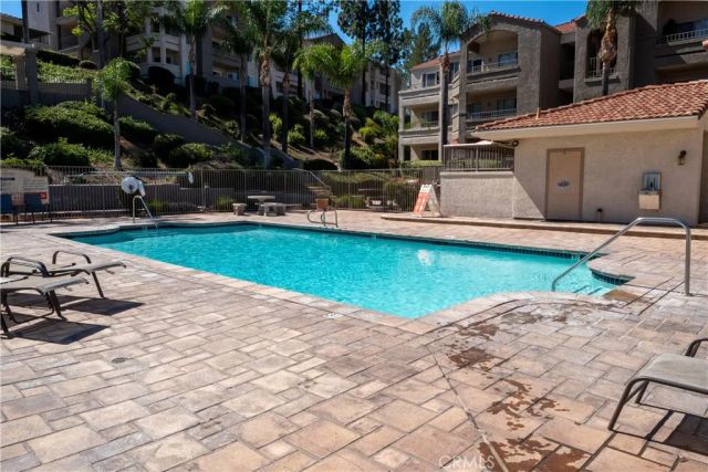 1035 La Terraza 104, Corona, CA 92879