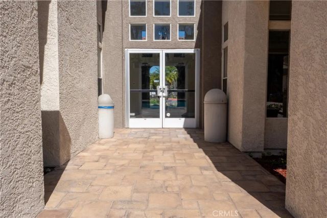 1035 La Terraza 104, Corona, CA 92879