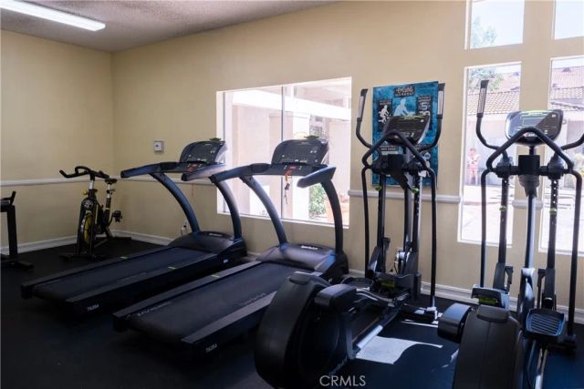 1035 La Terraza 104, Corona, CA 92879