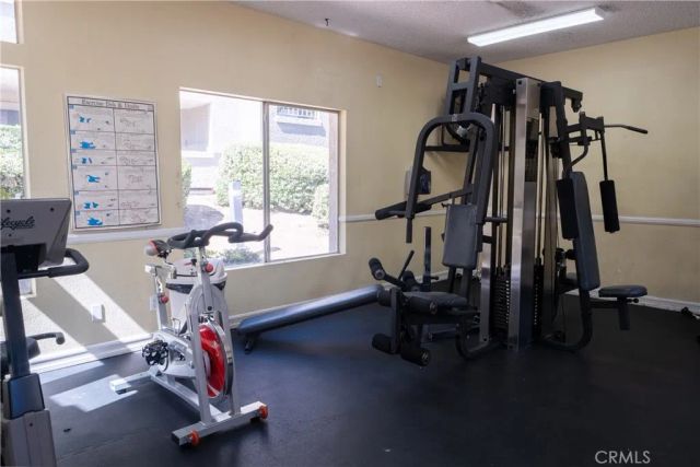 1035 La Terraza 104, Corona, CA 92879