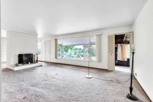 1260 El Sur Way, Sacramento, CA 95864