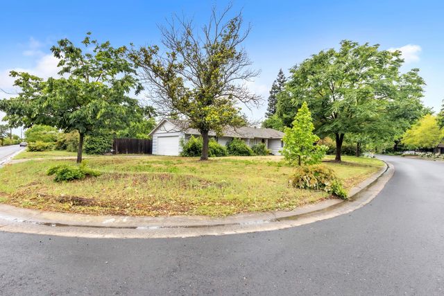 1260 El Sur Way, Sacramento, CA 95864