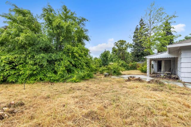 1260 El Sur Way, Sacramento, CA 95864