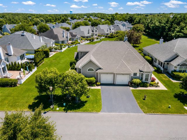 174 Adele Court, Riverhead, NY 11901
