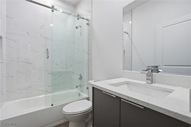 9011 Penny CIR, Labelle, FL 33935