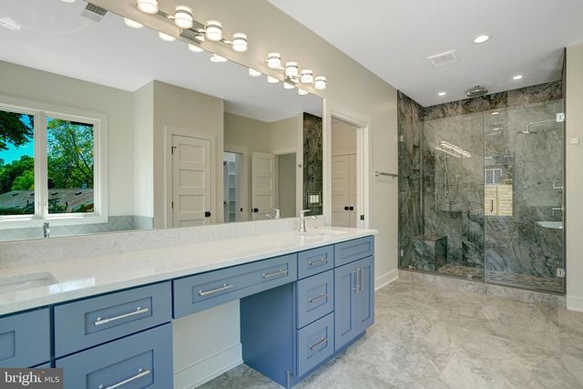 2816 N JEFFERSON ST, Arlington, VA 22207