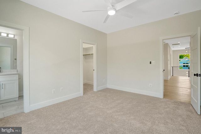 2816 N JEFFERSON ST, Arlington, VA 22207