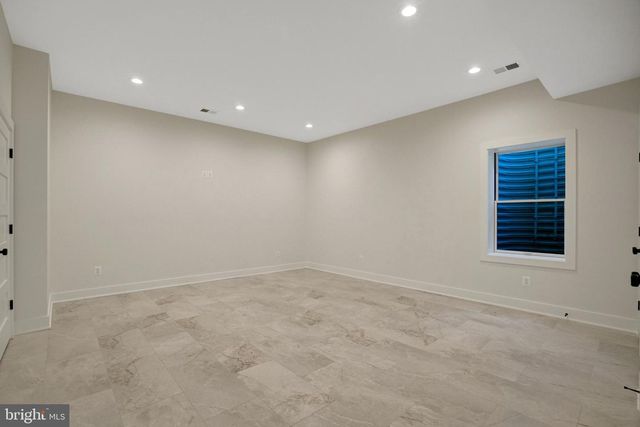 2816 N JEFFERSON ST, Arlington, VA 22207
