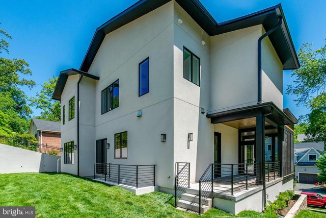 2816 N JEFFERSON ST, Arlington, VA 22207