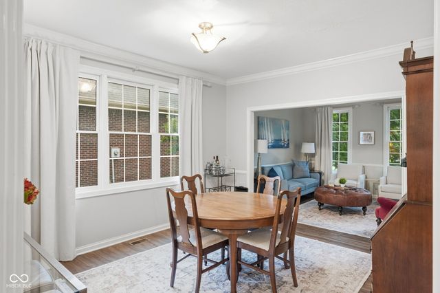 4335 Riverbirch Run, Zionsville, IN 46077