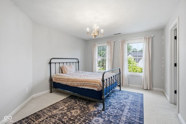 4335 Riverbirch Run, Zionsville, IN 46077