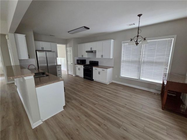 3791 Portland Trail Drive, Suwanee, GA 30024
