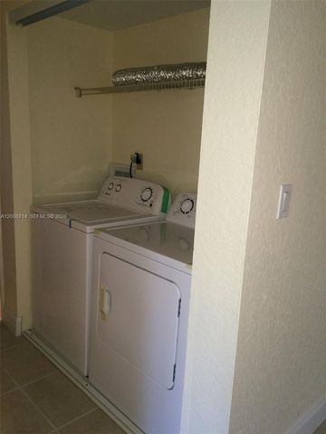 407 Gardens Dr 103, Pompano Beach, FL 33069