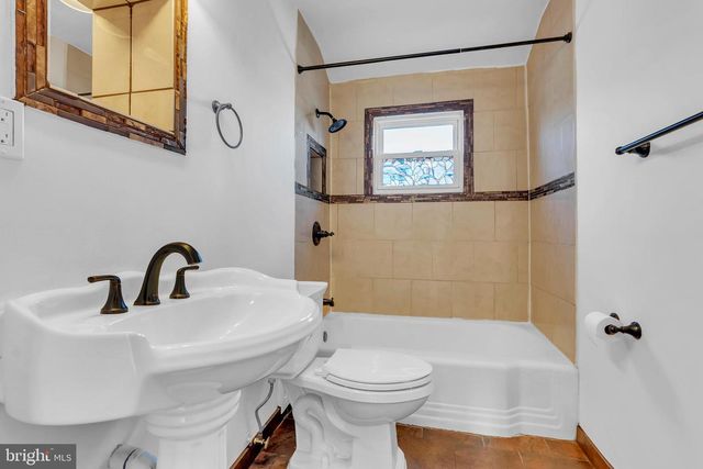 1948 QUENTIN, Dundalk, MD 21222