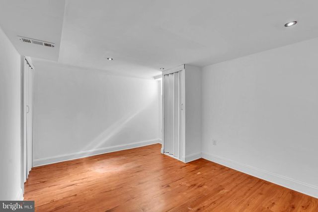 1948 QUENTIN, Dundalk, MD 21222