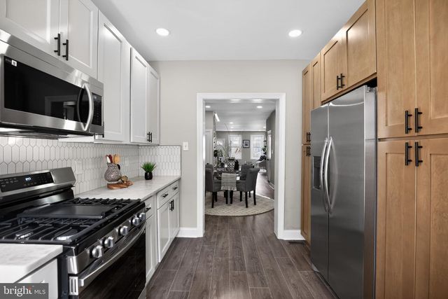 2014 MOORE ST, Philadelphia, PA 19145