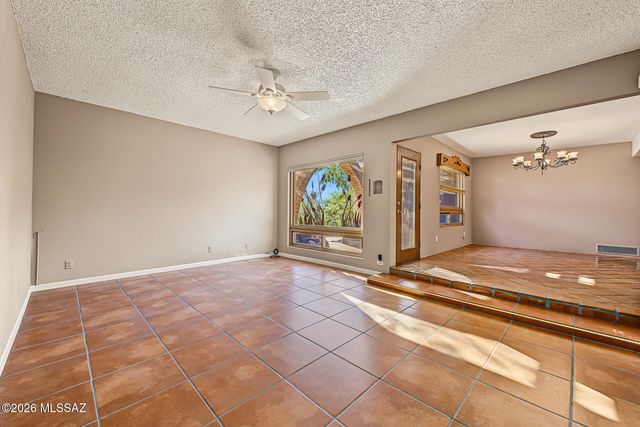 9282 E Indio Place, Tucson, AZ 85749
