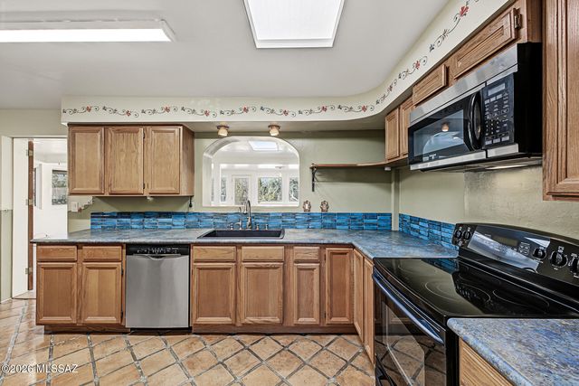 9282 E Indio Place, Tucson, AZ 85749