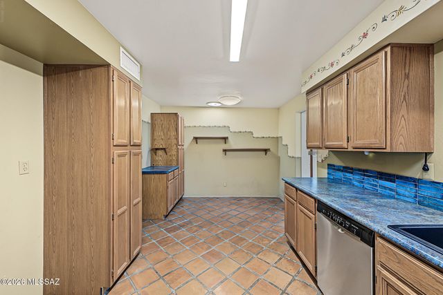 9282 E Indio Place, Tucson, AZ 85749