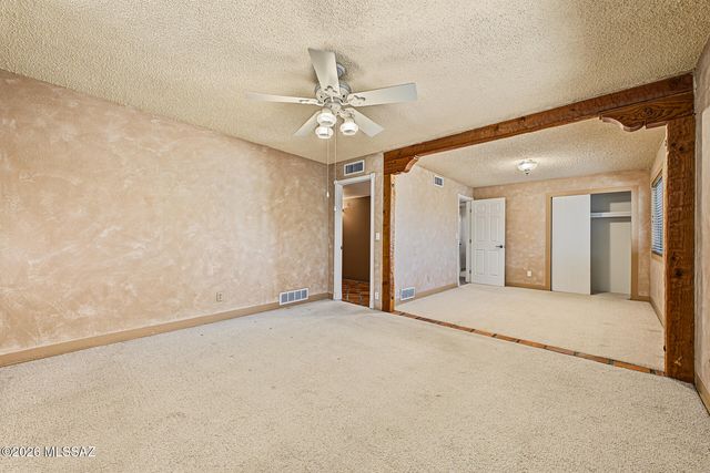 9282 E Indio Place, Tucson, AZ 85749