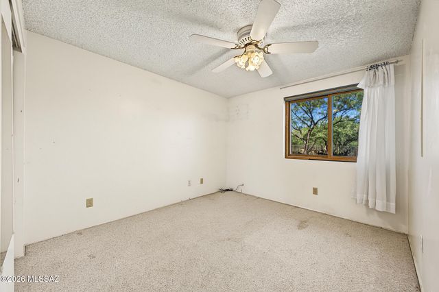 9282 E Indio Place, Tucson, AZ 85749