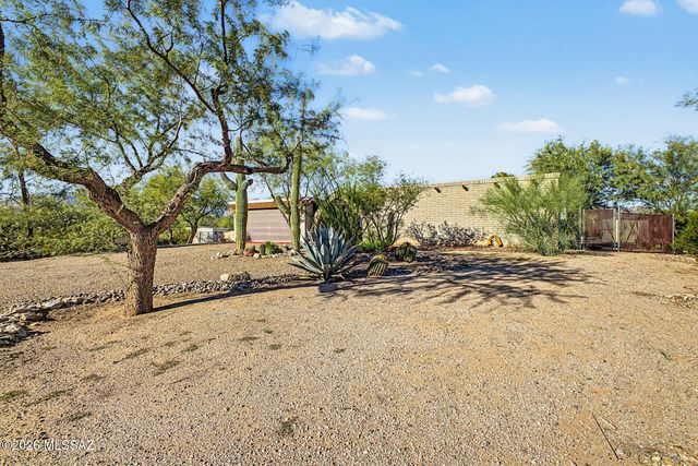 9282 E Indio Place, Tucson, AZ 85749