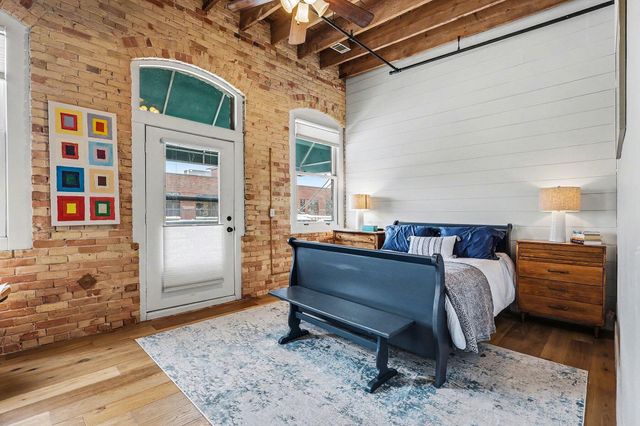 110 N Harbor 310, Grand Haven, MI 49417