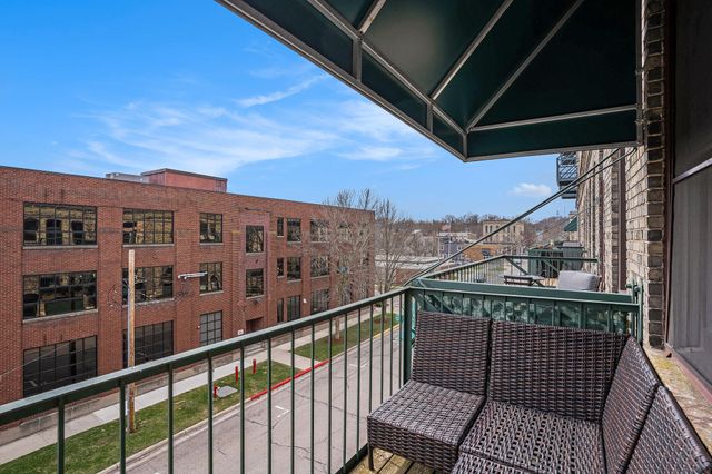 110 N Harbor 310, Grand Haven, MI 49417