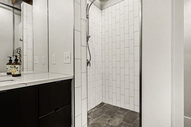 110 N Harbor 310, Grand Haven, MI 49417