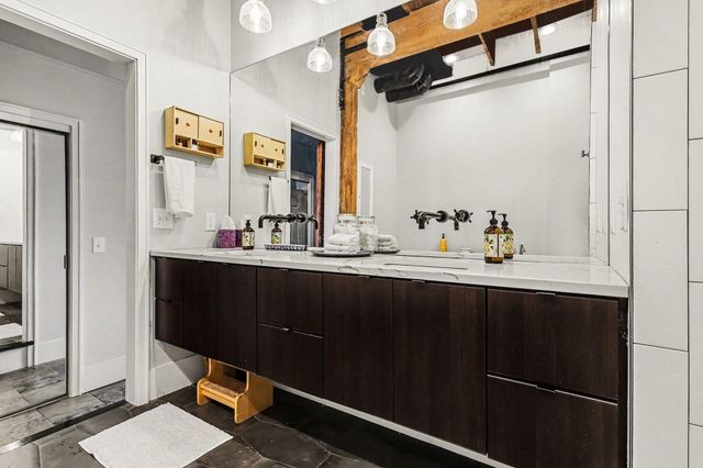 110 N Harbor 310, Grand Haven, MI 49417