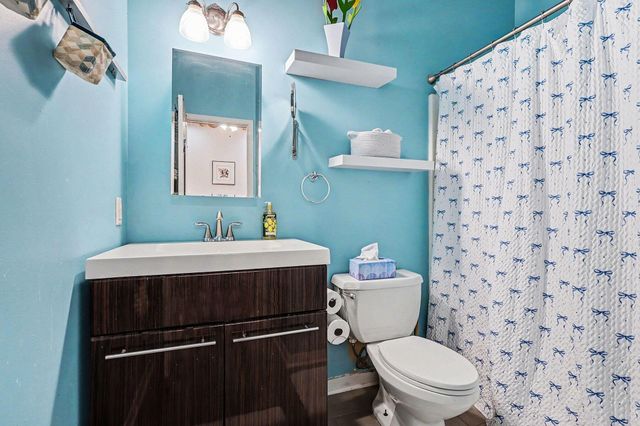 110 N Harbor 310, Grand Haven, MI 49417