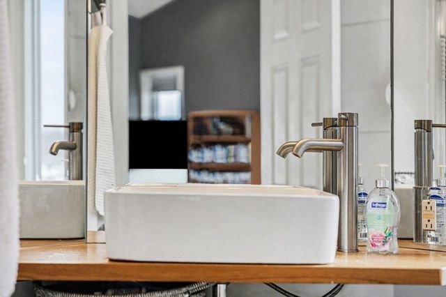 110 N Harbor 310, Grand Haven, MI 49417