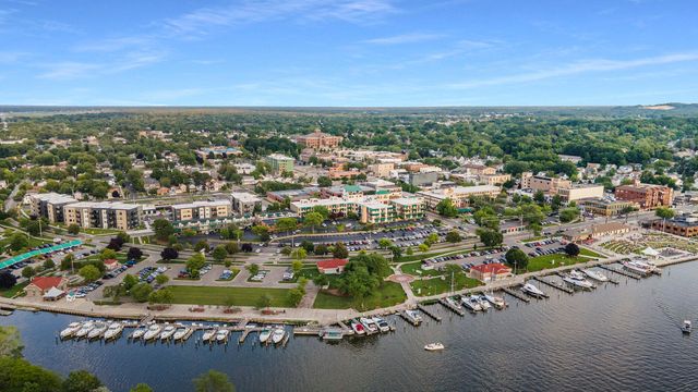 110 N Harbor 310, Grand Haven, MI 49417