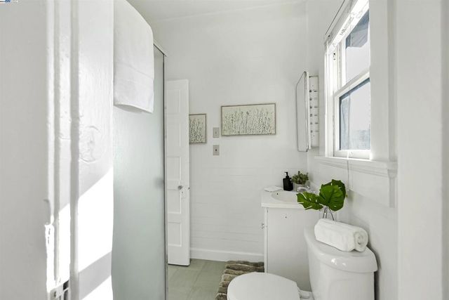 1781 B St, Hayward, CA 94541