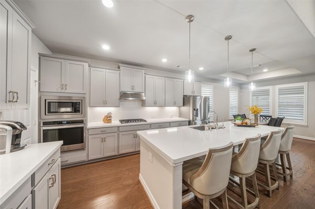 30910 Laurel Creek Lane, Conroe, TX 77385