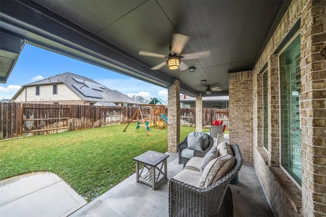 30910 Laurel Creek Lane, Conroe, TX 77385