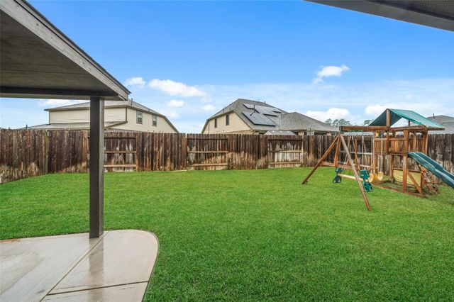 30910 Laurel Creek Lane, Conroe, TX 77385