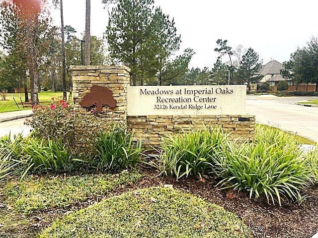 30910 Laurel Creek Lane, Conroe, TX 77385