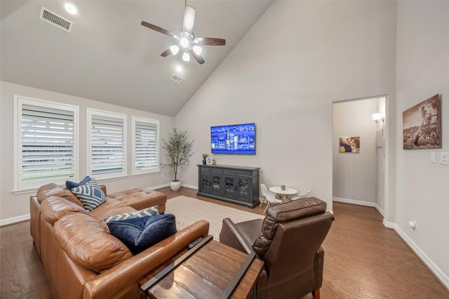 30910 Laurel Creek Lane, Conroe, TX 77385