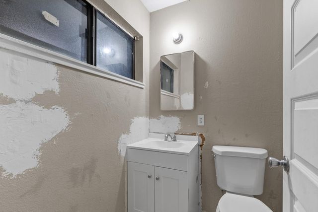 7690 52nd Ave, Sacramento, CA 95828