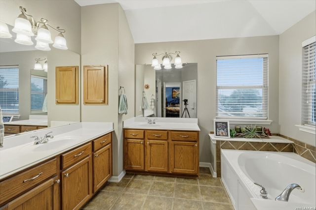 104 Morning Dew, Cibolo, TX 78108