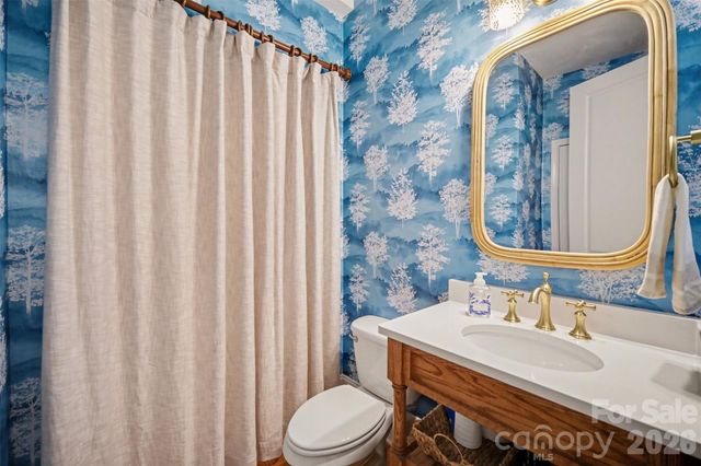 15209 Country Lake Drive, Pineville, NC 28134